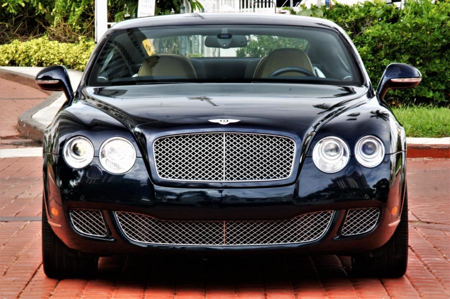  Bentley Continental GT Series 51 2010 года  (фото 22 из 67)